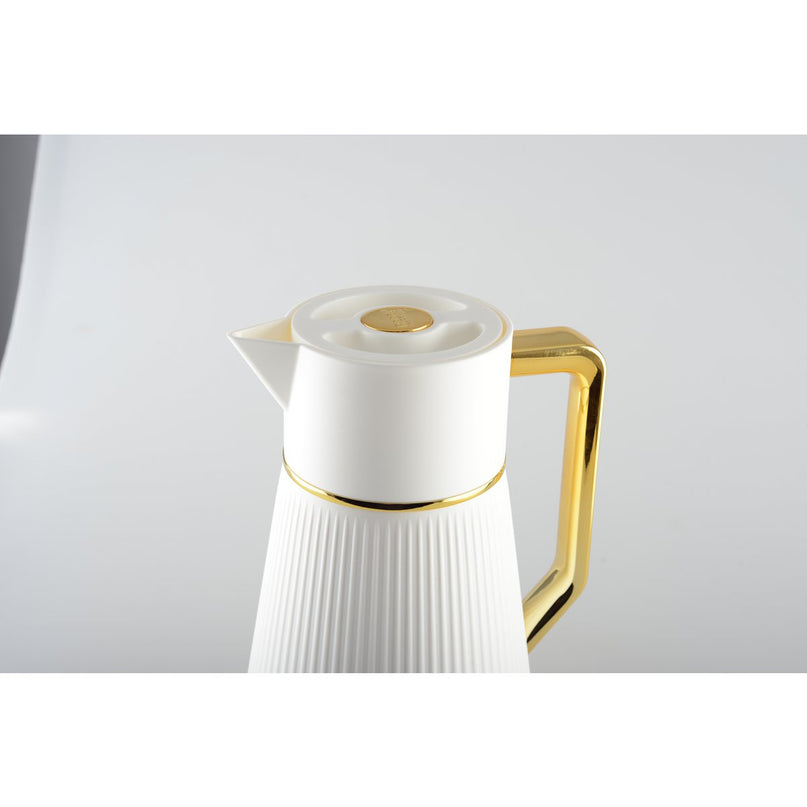 Wit koffiezetapparaat met gouden handgreep 1l