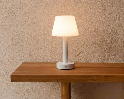 Zoë Witte Houten Oplaadbare Tafellamp | Draadloos, dimbaar, USB-C, batterij met een levensduur van 80 uur