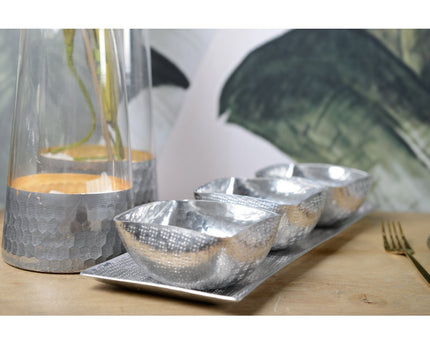 Set van 3 kopjes op aluminium plaat