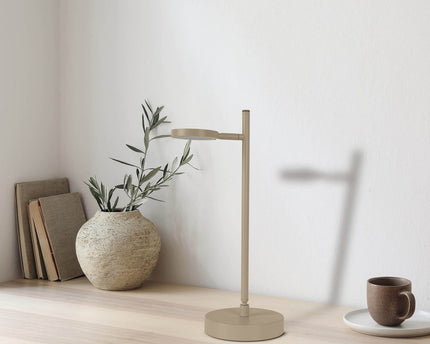 LED Draadloos tafellicht "Lupa", 45 cm hoog, gemaakt van gelakte aluminium (matte amandelen, pantone 481 c) en wit plastic, LED geïntegreerde, dimbare, aanraaksensor.