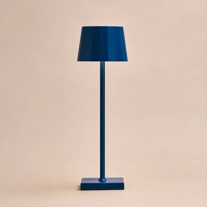 Combi Set Professional-4 X Wouter Delftware Blue Oplaadbare tafellampen & 1 x Amstel Wireless Laying Station met Qi-Technology-Perfect voor restaurants, gastvrijheid en hotels