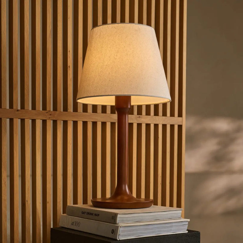 Nova Kastanjebruine Lamp met Houten Voet | Stijlvolle woonkamer- en slaapkamerverlichting