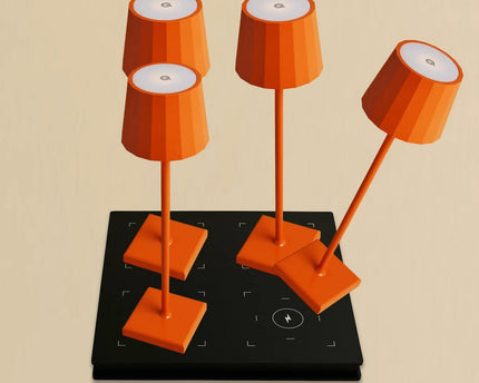 Combi Set Professional-4 X Wouter Blossom Orange Oplaadbare tafellampen & 1 x Amstel Wireless Lay Station met Qi-Technology-Perfect voor restaurants, gastvrijheid en hotels