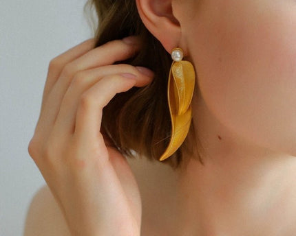 Vintage stijl gouden blad oorbellen
