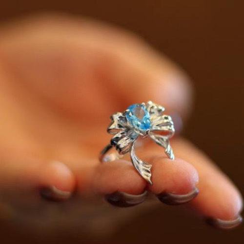 Princess Style Blue Topaz -ringen - verstelbaar