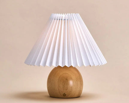 Nathalie Lichtbruine moderne en retro oplaadbare lamp l Dimbaar, hout en papier Mooie papieren kap
