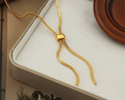 Minimalistische driehoekige botketting uittrekbare ketting