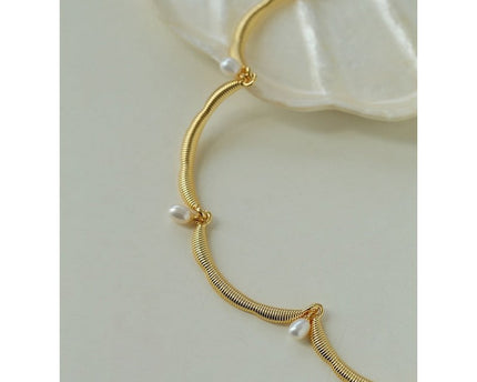 Elegante kanten bloemversiering parelketting