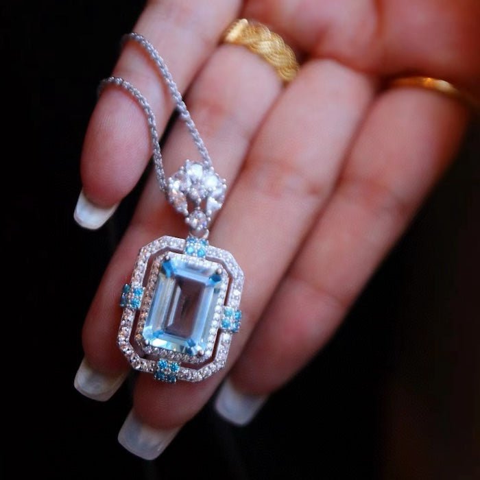 Sprankelende blauwe topaz vierkante hanger ketting