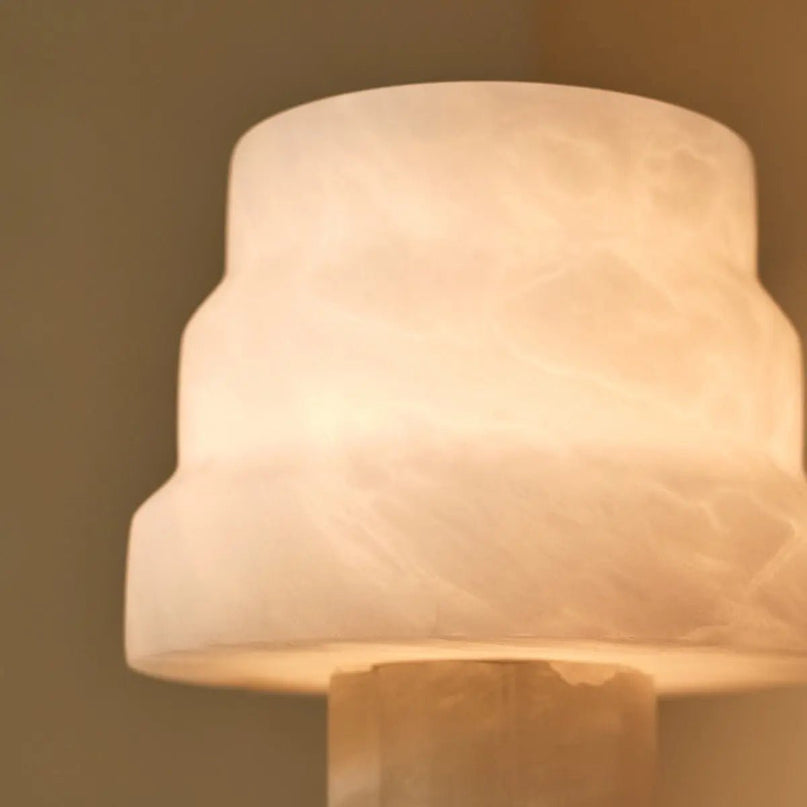 Alessandra Albasten Lamp | Elegante moderne verlichting voor interieurs