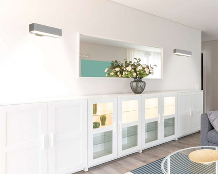 LED -wandlamp "Dubai", moderne wandlamp gemaakt van aluminium en plastic met stevig gebouwd -in LED's, 45 cm lang of hoog. Ideaal voor de verlichting van ingangen, gangen, voor het structureren van grote wandoppervlakken