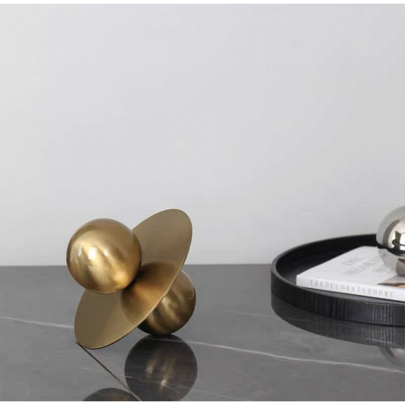 Moderne en eenvoudige metalen bolvormige ornamenten voor huis en woonkamer.Afmetingen: 20cm*20cm