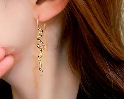Minimalistische Swirl Line Drop Earring