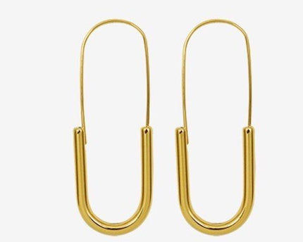 Minimaal ontwerp paperclip hoepel oorbellen