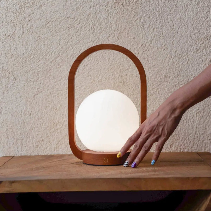 Skye kastanjebruine houten draadloze lamp | Oplaadbaar en dimbaar