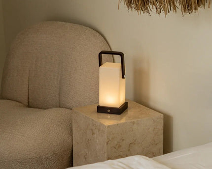Harper Donkerbruine Houten Lamp – Snoerloze Oplaadbare Tafellamp met Handvat