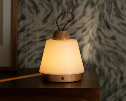 Liv lichtbruine oplaadbare lamp – lederen band, dimbaar, draadloos