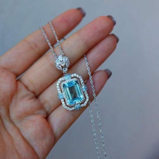 Sprankelende blauwe topaz vierkante hanger ketting