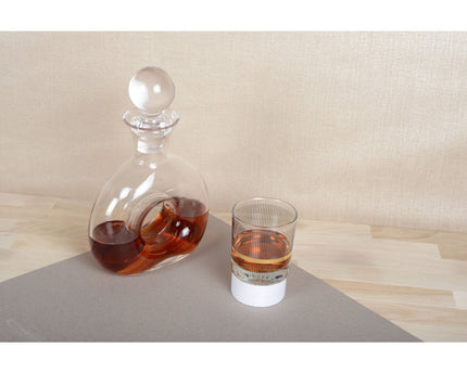 Glazen whisky karaf met een gat van 19x27,5 cm