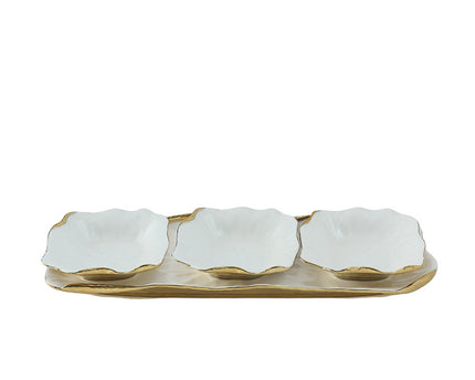 Set van 3 kopjes op wit porseleinen platform gouden randen