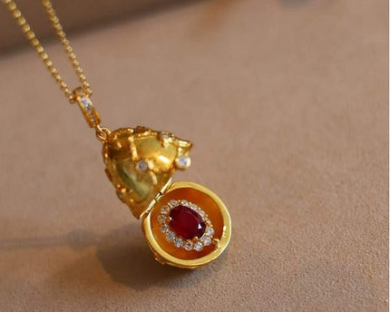 Echte Ruby Royal gouden ei medaillon hanger ketting