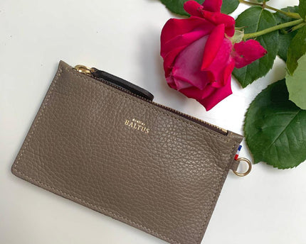 Jade clutch
