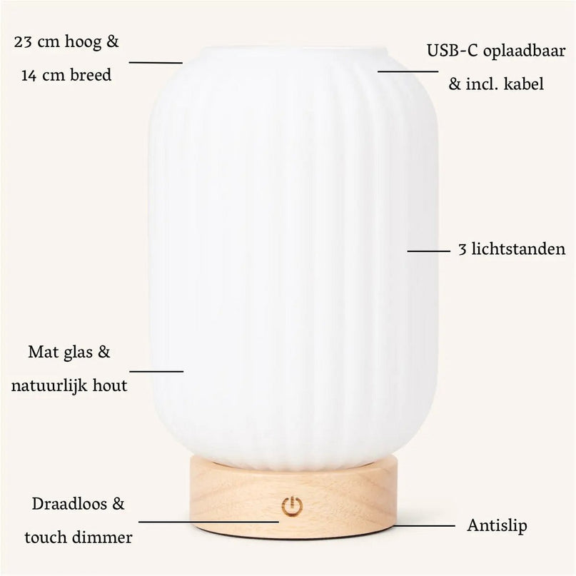 Unieke oplaadbare lamp Lilly – matglas en houten voet, dimbaar, 3 lichtmodi