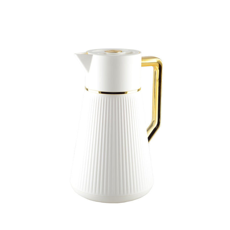 Wit koffiezetapparaat met gouden handgreep 1l