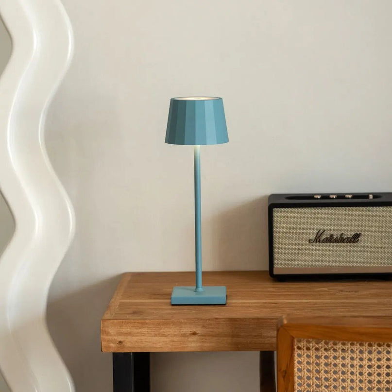 William Amsterdams blauwe oplaadbare ijzeren tafellamp – dimbaar, batterij van 120 uur, USB-C