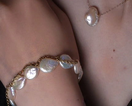 Unieke barokke parelmuntkralenarmband