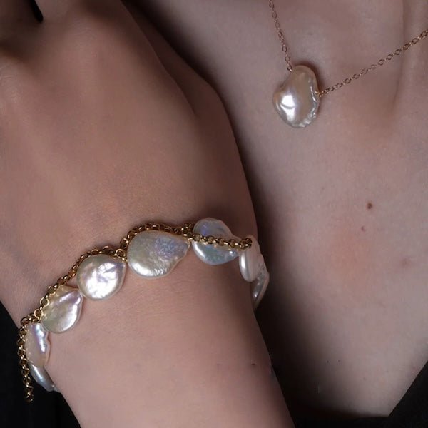 Unieke barokke parelmuntkralenarmband