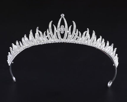 Koningin stijl koninklijke elegantie bruiloft tiara's