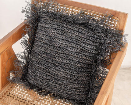 Zwart Raffia sierkussen met vulling Decoratief kussen met franjes GANDI gemaakt van Raffia (2 maten)