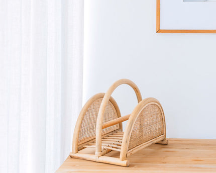 Rotan Krantenrek – Tijdschriftenhouder – Boho Krantenmand – Handgemaakte Rotan Krantenhouder ALOR